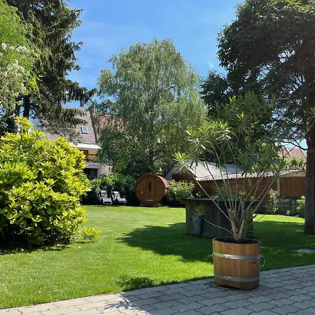 Abigel Vendeghaz Villa Keszthely