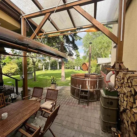 Abigel Vendeghaz Willa